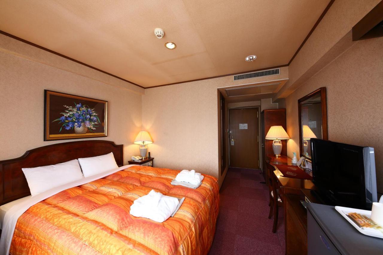 Hotel Palace Inn Toyota Toyota  Ngoại thất bức ảnh